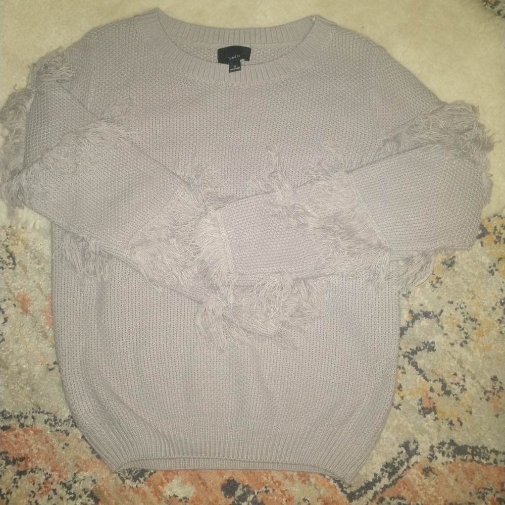 Lumiere Light Gray Crew & Scoop Neck Fringe Sweater Top Small - Picture 3 of 5